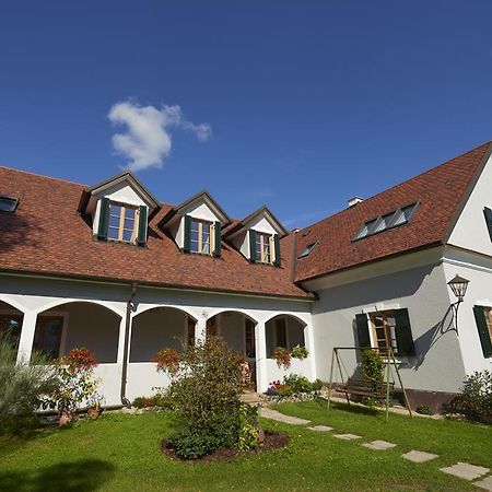 Fruehstueckspension Kleinschuster Burgau Luaran gambar
