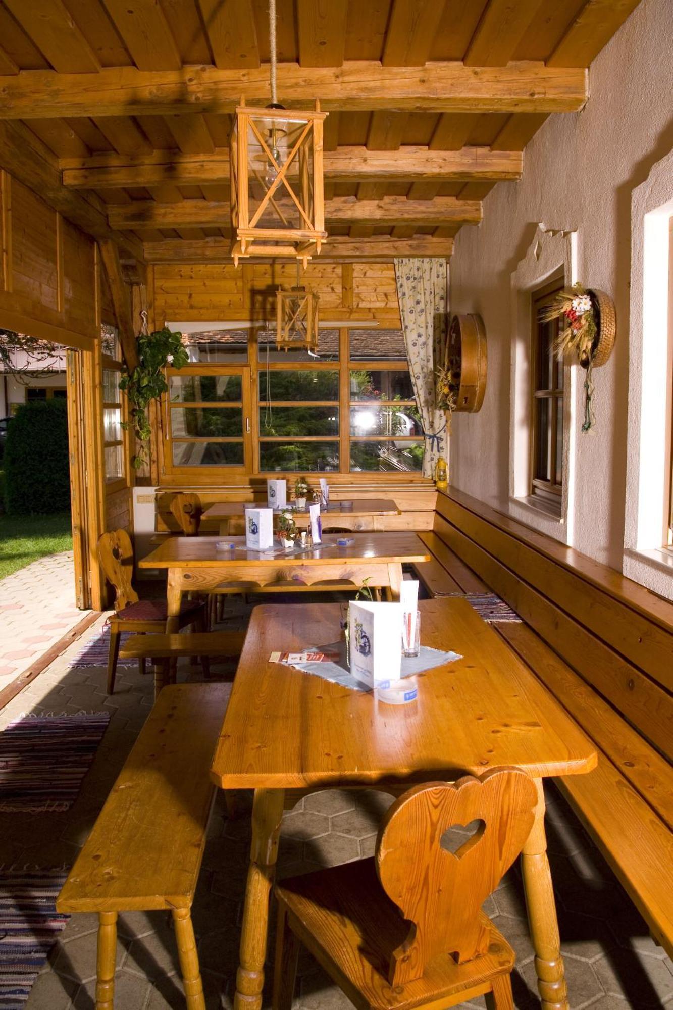 Fruehstueckspension Kleinschuster Burgau Luaran gambar